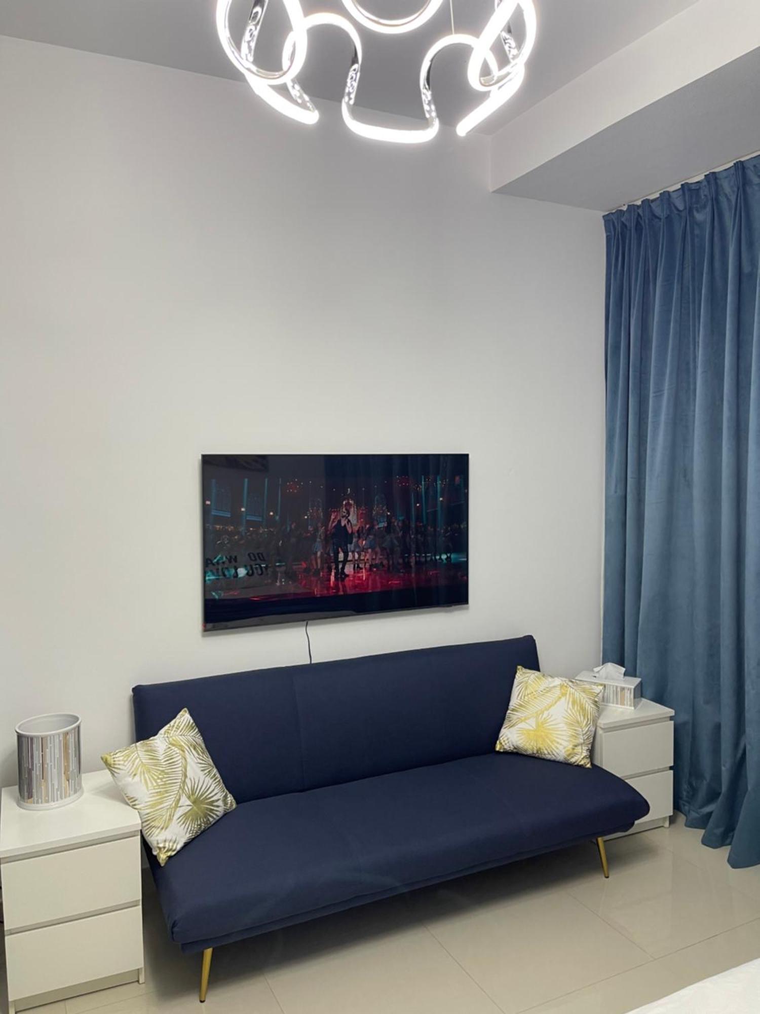 Great View, Dubai Sportcity, Parking Included, Nice Apartments Стая снимка