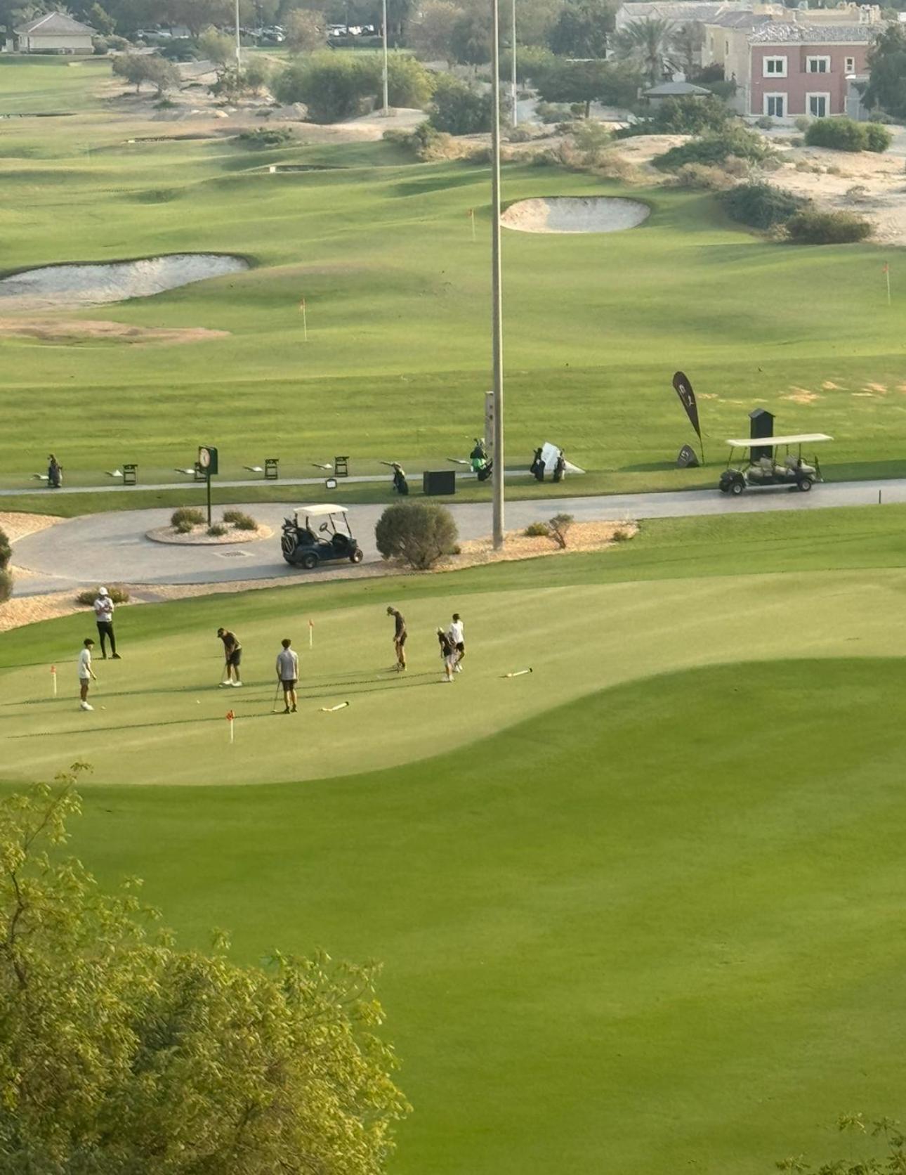 Great View, Dubai Sportcity, Parking Included, Nice Apartments Екстериор снимка